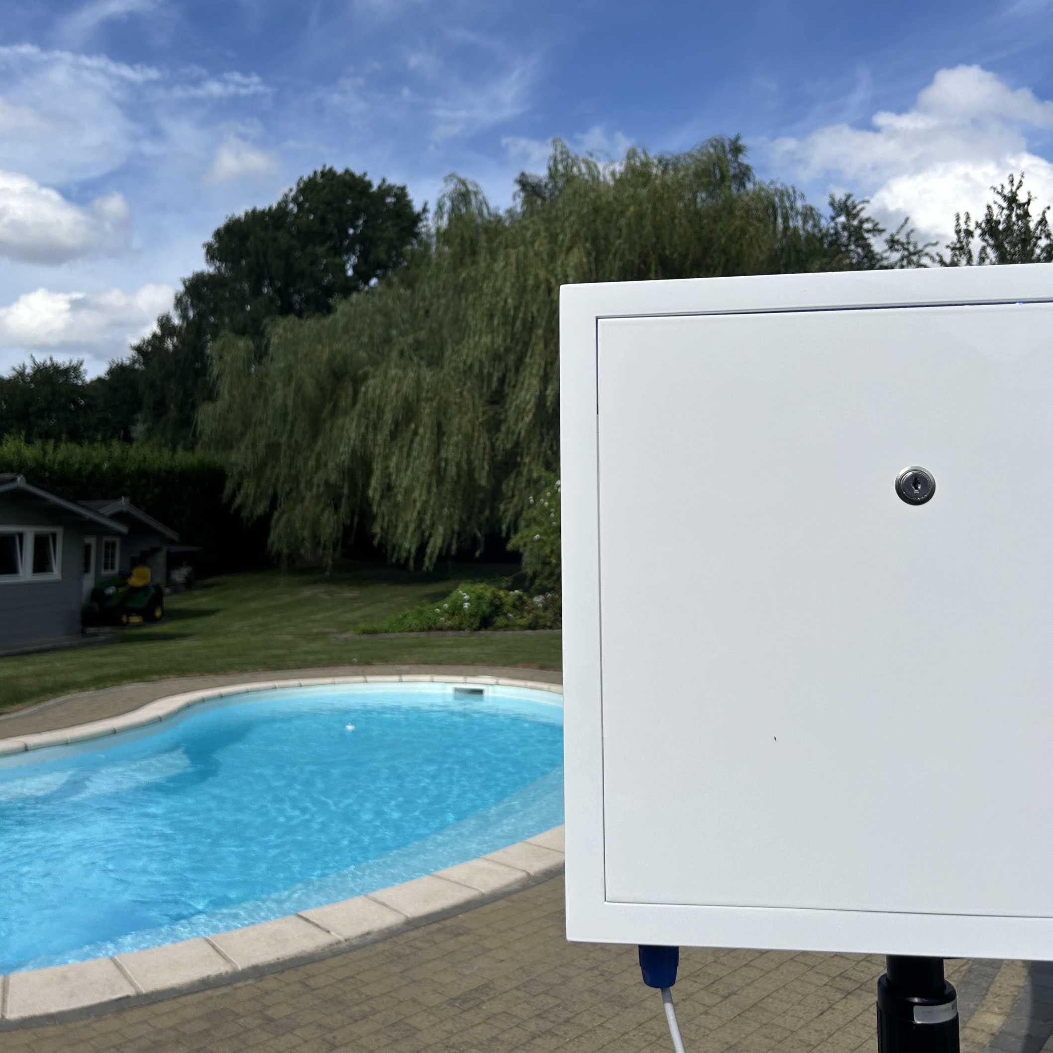 Invités s'amusant avec la Photo Box